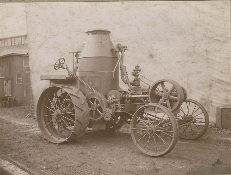 Traction Engine_resize