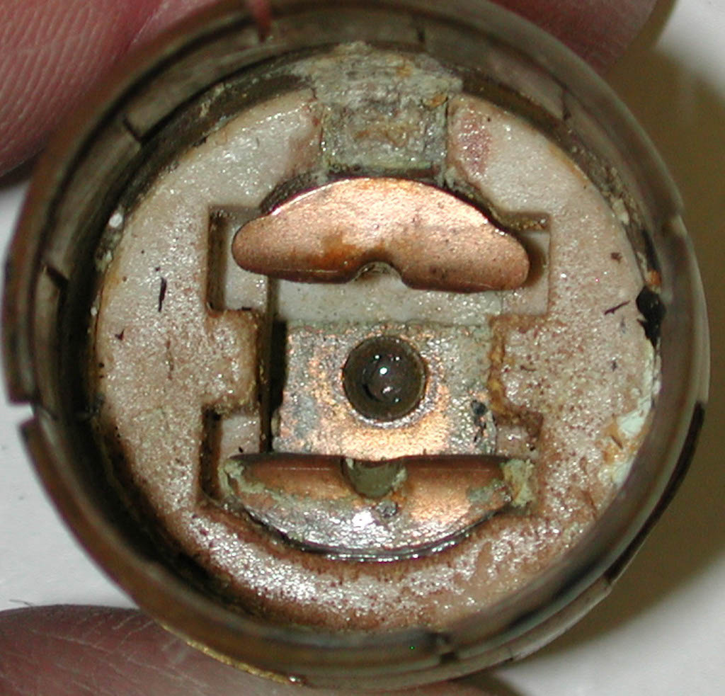 Stopper Contacts